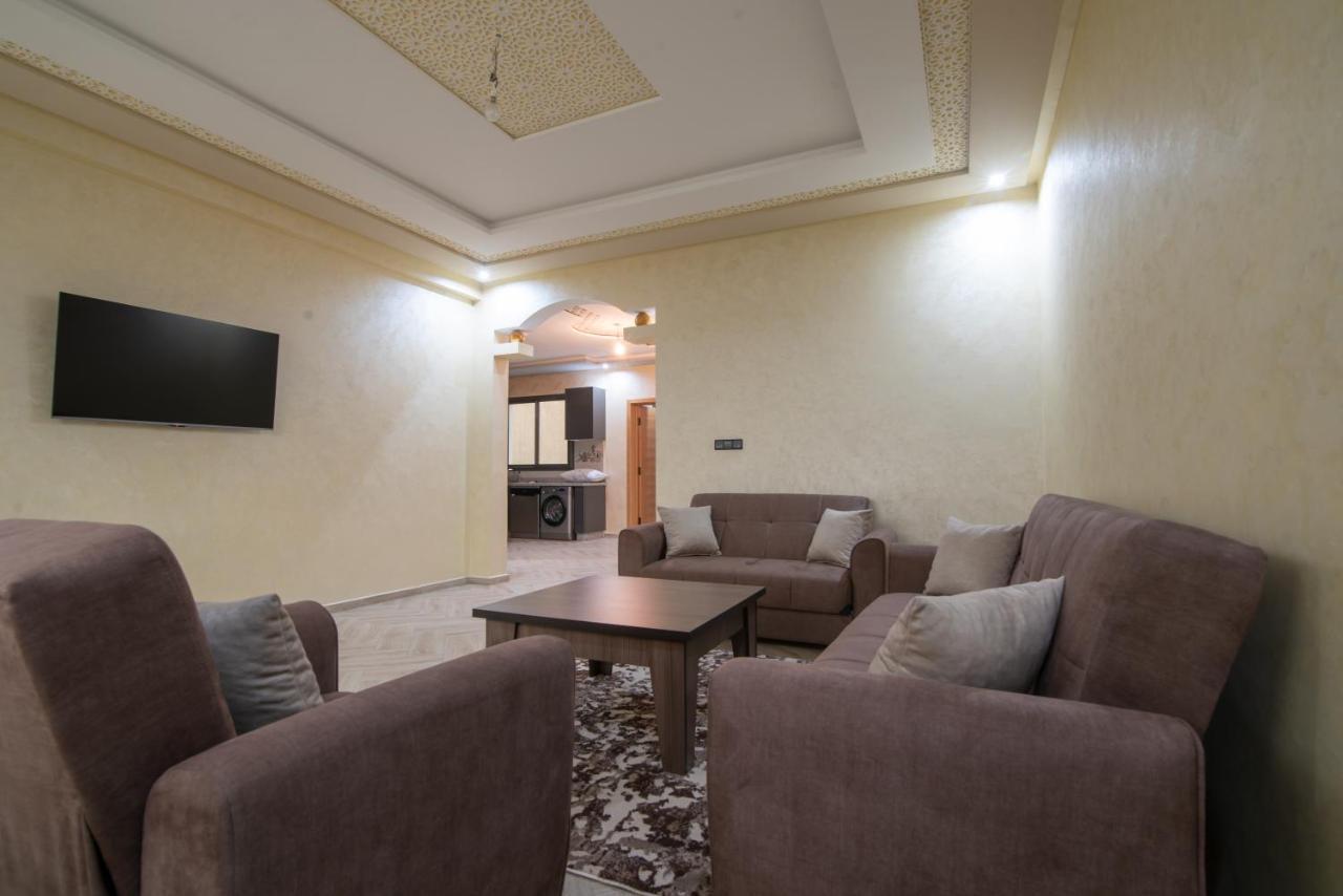 Adam'S Apartments,Self Checkin 6 Mins To Beach Downtown Fiber Optic Wifi Free Parking Same Rules As Hotels Agadir Bagian luar foto
