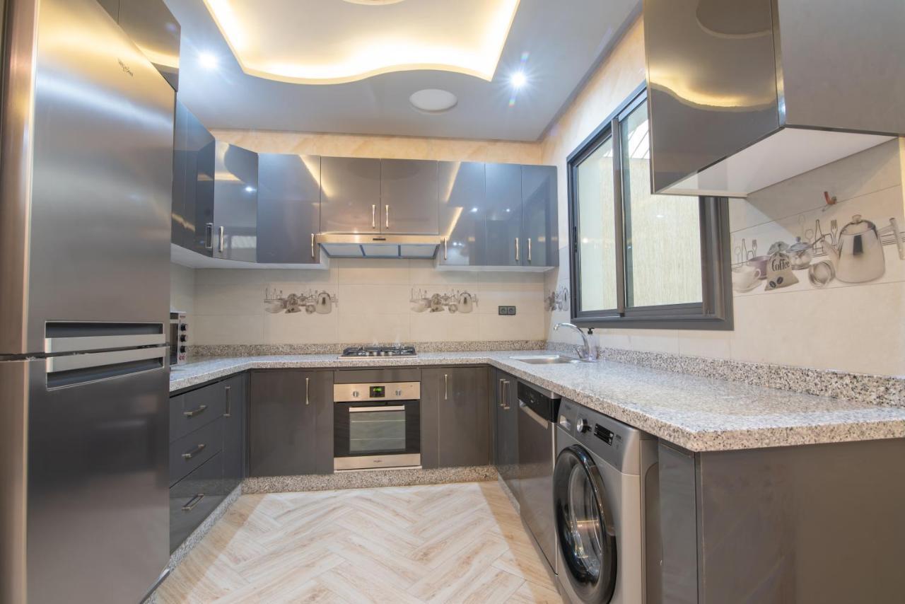 Adam'S Apartments,Self Checkin 6 Mins To Beach Downtown Fiber Optic Wifi Free Parking Same Rules As Hotels Agadir Bagian luar foto